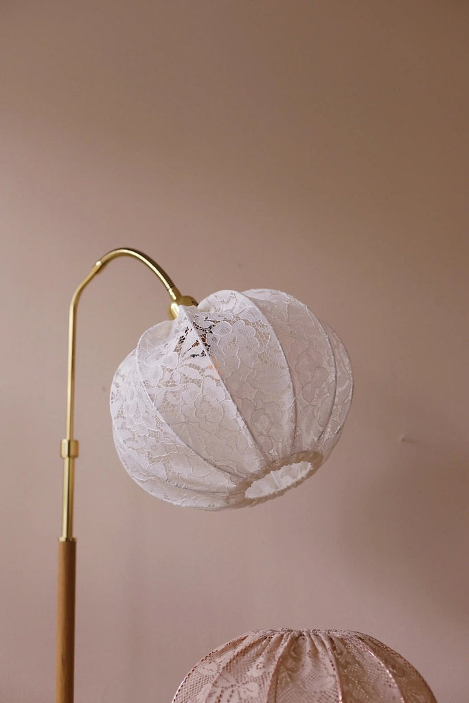 Lampskärm golvlampa med arm