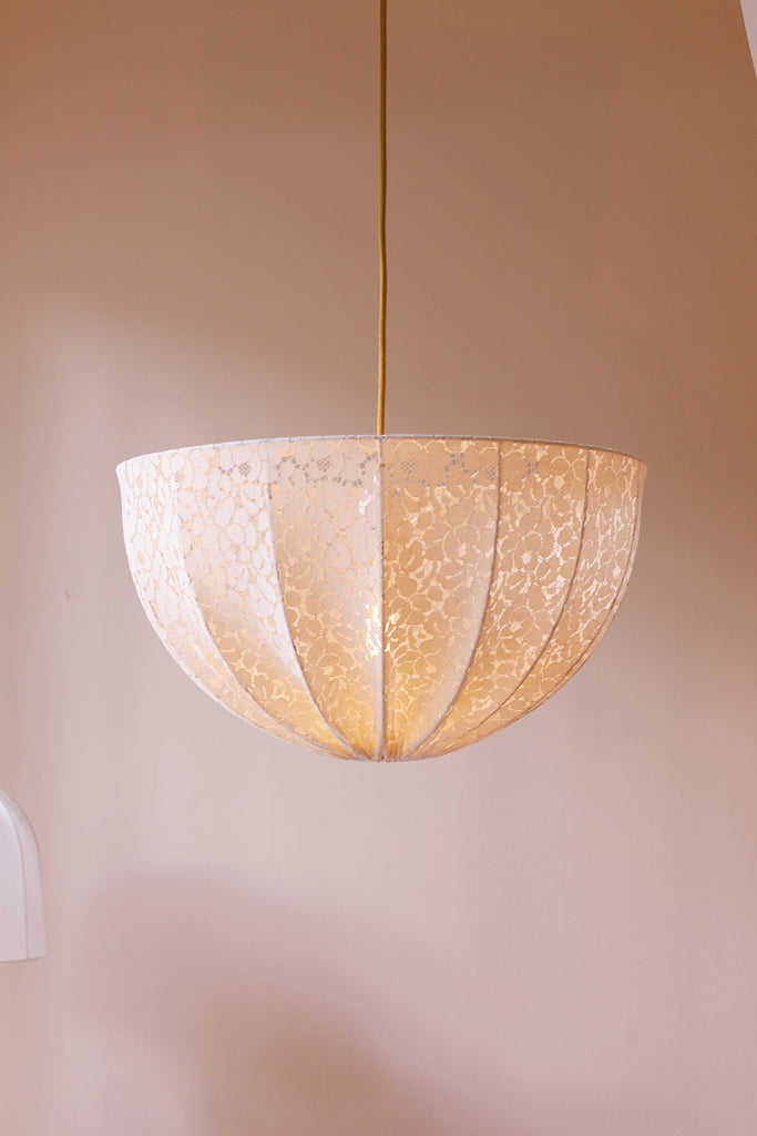 taklampa plafond spets
