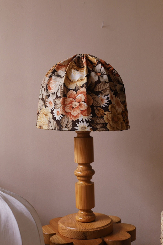 Lampskärm med klofäste